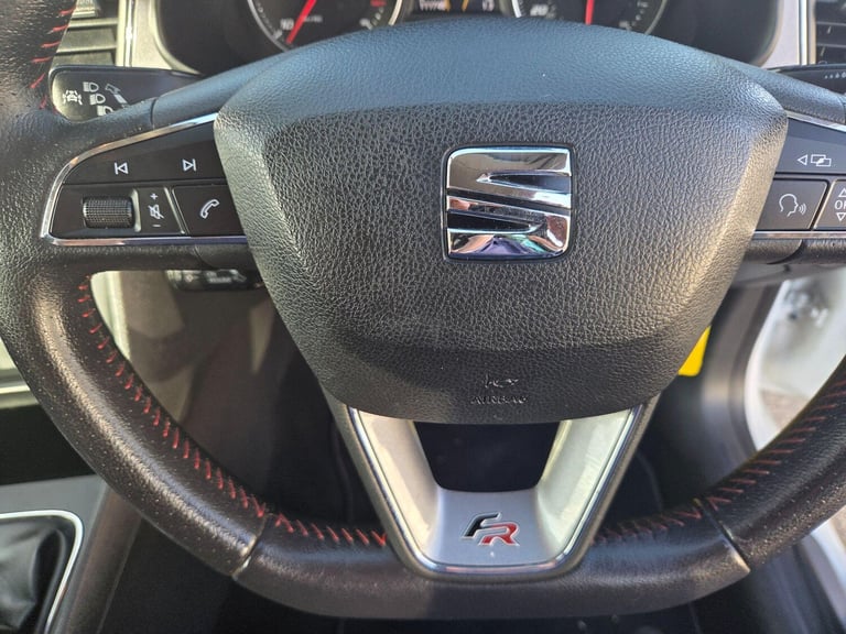 2013 SEAT Leon 2.0 TDI FR 3dr [Technology Pack] HATCHBACK DIESEL Manual