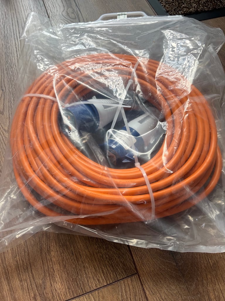 Caravan electrical power  cable 