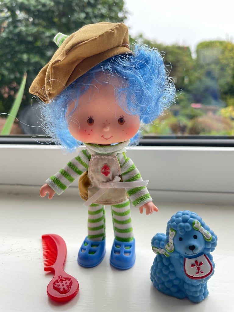 Strawberry Shortcake dolls