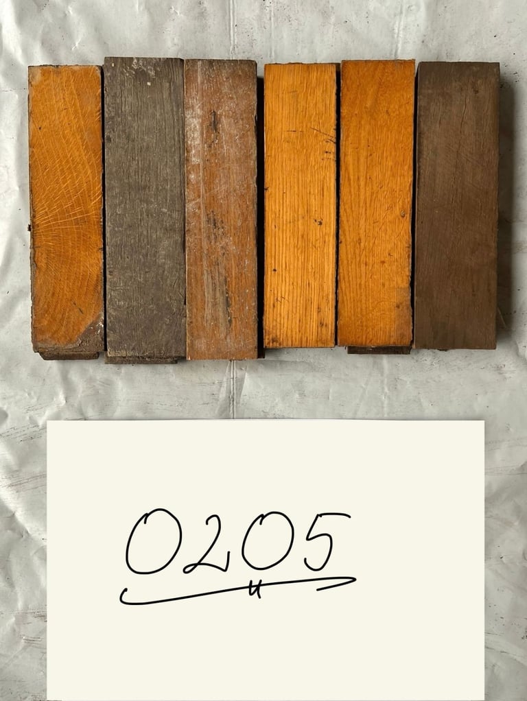 image for 🌿 O205 — Reclaimed Oak Parquet Flooring (20 x 5 cm) @wood_job_uk