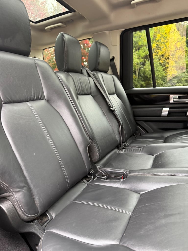 2016 Land Rover Discovery 4 3.0 SD V6 HSE SUV 5dr Diesel Auto 4WD Euro 6 (s/s) (256 bhp) ESTATE D...