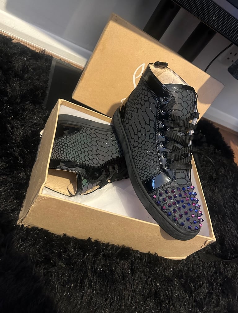 image for christian louboutin size 11 / 45