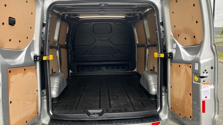 2023 Ford Transit Custom 2.0 EcoBlue 130ps Low Roof Limited Van PANEL VAN DIESEL Manual