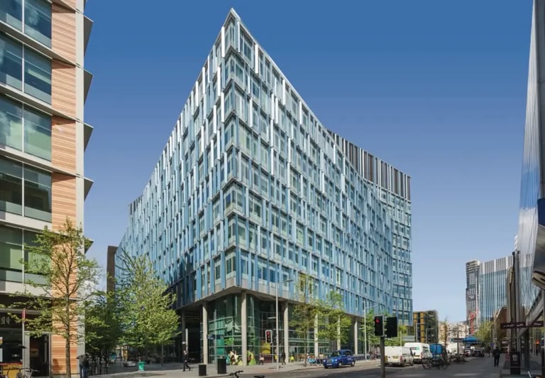 Private Offices From 12 to 610 Desks in Modern Southwark Building to Rent