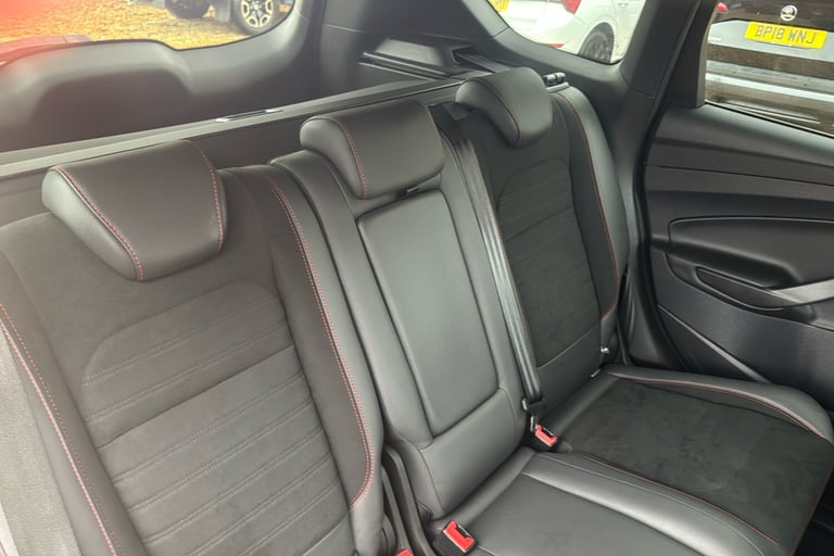  Ford Kuga 2.0 Tdci St Line X Suv 5dr Diesel Powershift Awd Euro 6 s/s 180 Ps