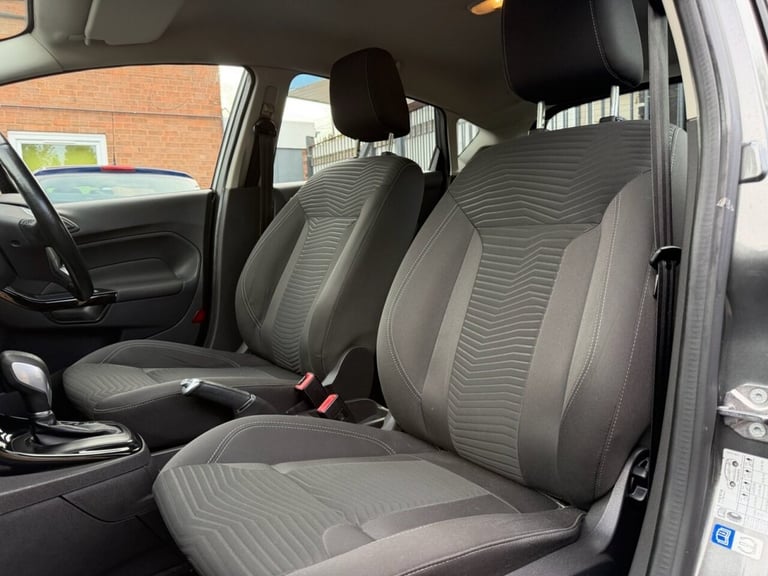 2016 Ford Fiesta 1.0T EcoBoost Zetec Hatchback 5dr Petrol Powershift Euro 6 (100 ps) Hatchback Pe...