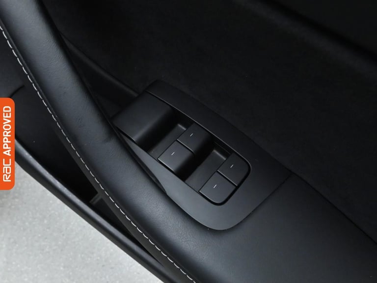 2021 Tesla Model 3 Standard Range Plus Saloon 4dr Electric Auto RWD (241 bhp) Saloon ELECTRIC Aut...