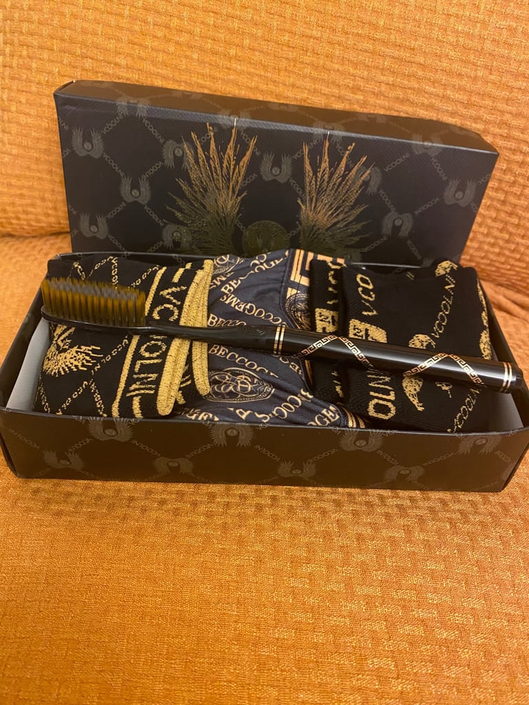 Black and gold men’s accessories 