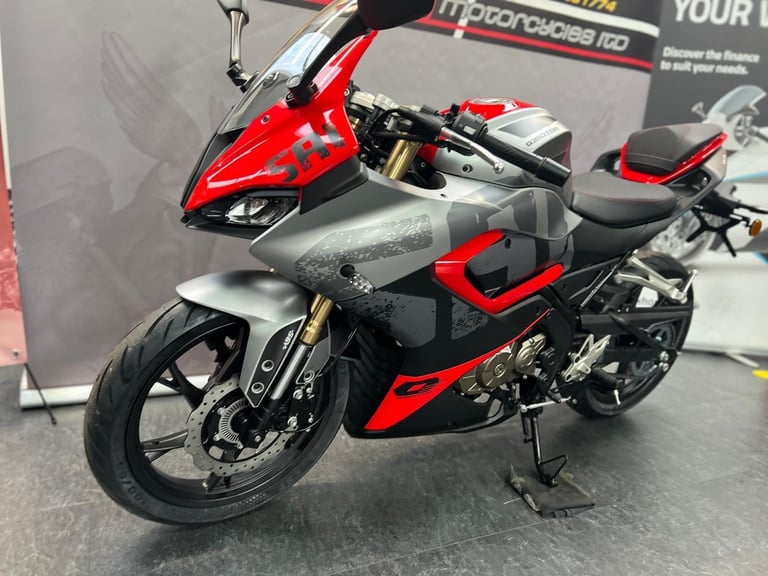 QJ MOTOR SRK125R 2025 TOP SEC ALL BRAND NEW MODEL AND ONLY £2999 