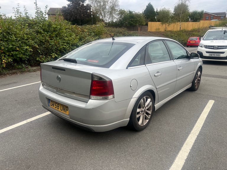 Vauxhall, VECTRA, Hatchback, 2008, Manual, 1796 (cc), 5 doors