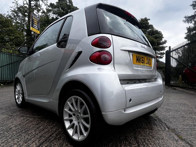 2011 smart fortwo 1.0 MHD Passion Coupe 2dr Petrol SoftTouch Euro 5 (s/s) (71 bhp) Coupe Petrol A...