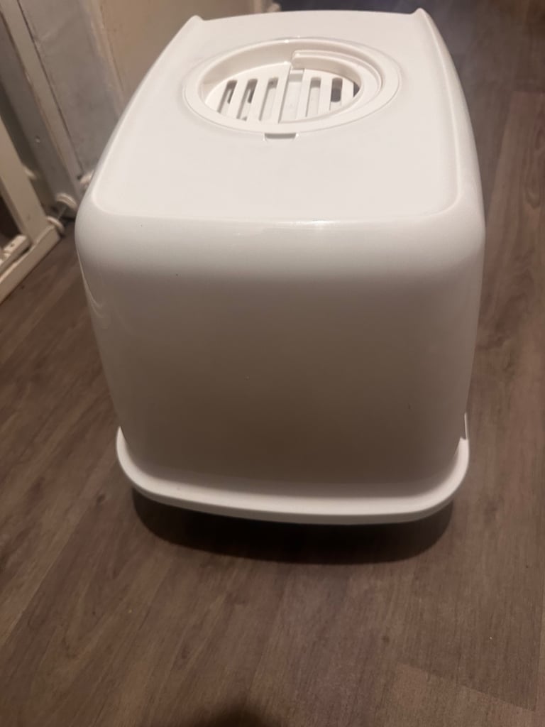 Savic leo hooded cat litter tray grey (petsathome)