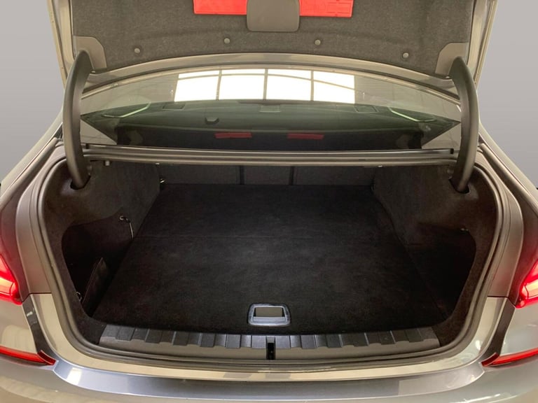 2021 BMW 3 Series 330e xDrive M Sport 4dr Step Auto SALOON PETROL/ELECTRIC Automatic