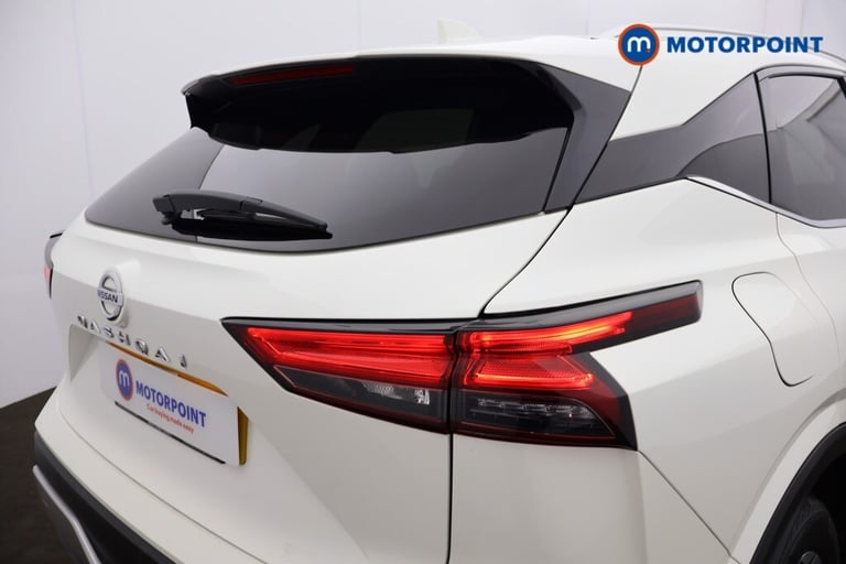 2021 Nissan Qashqai 1.3 DiG-T MH Premiere Edition 5dr HATCHBACK PETROL Manual