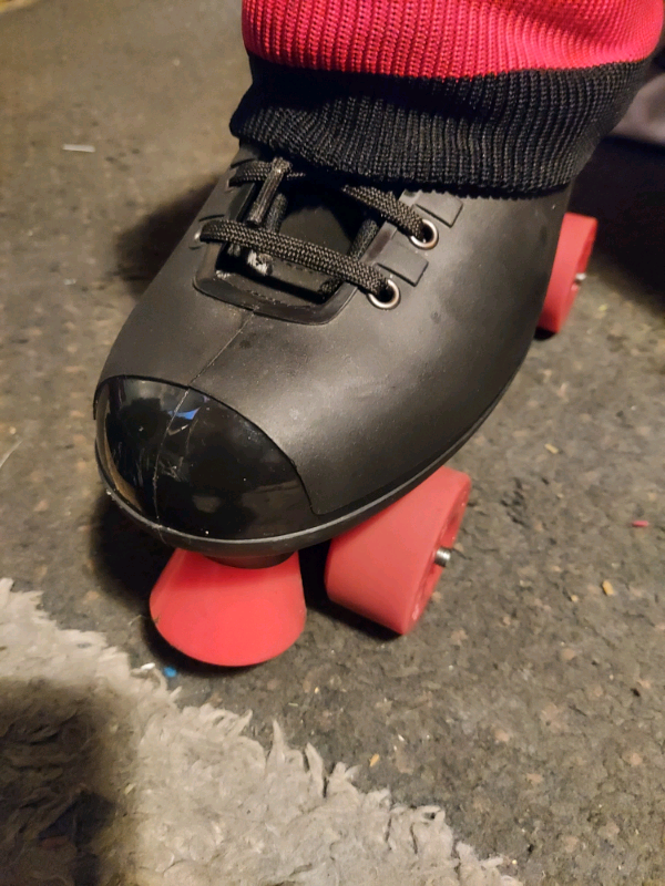 Adults 90's Vintage ROCES quads roller skates