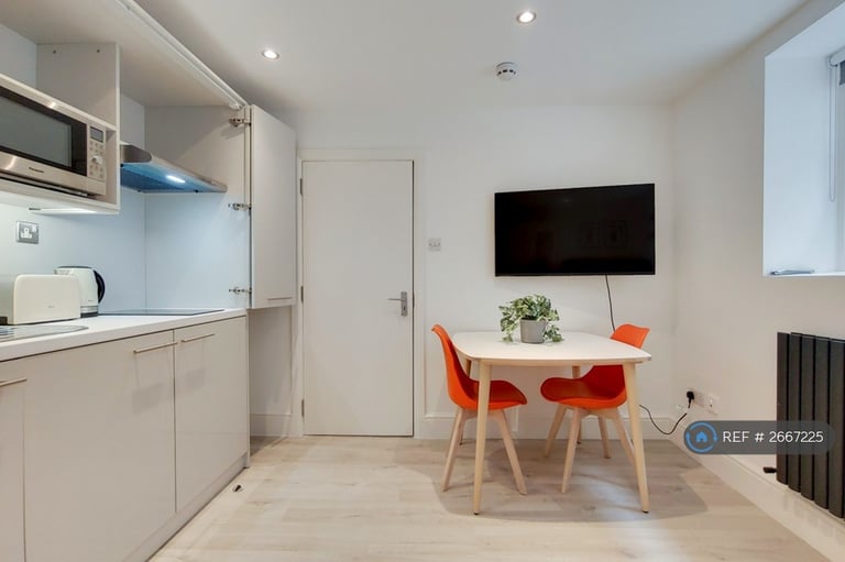 image for Studio flat in Gloucester Place, London, NW1 (#2667225)