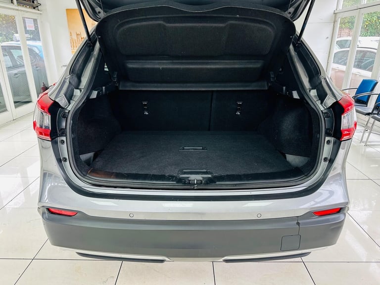 2018 Nissan Qashqai 1.5 dCi Tekna 5dr HATCHBACK DIESEL Manual