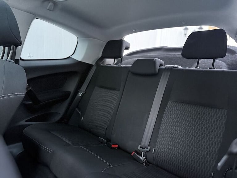 2015 Peugeot 208 1.2 VTi Style 3dr HATCHBACK PETROL Manual