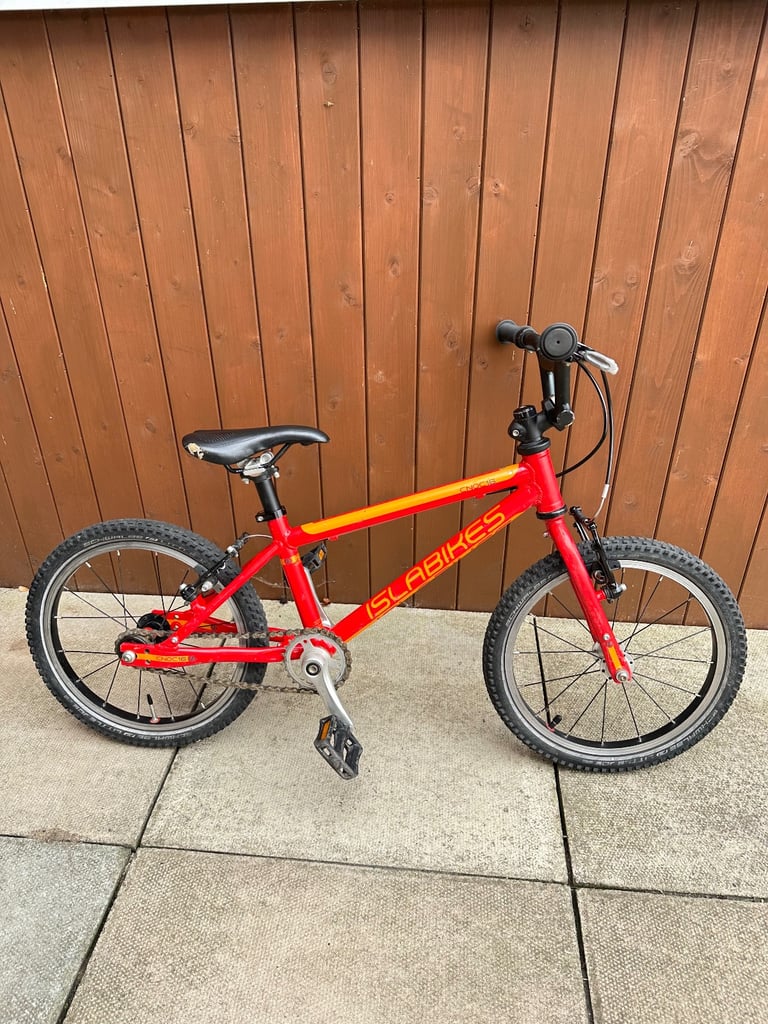 image for Islabikes Cnoc 16 inch wheel Kids Bike