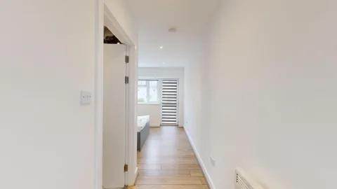 Studio Flat to let in Greenford