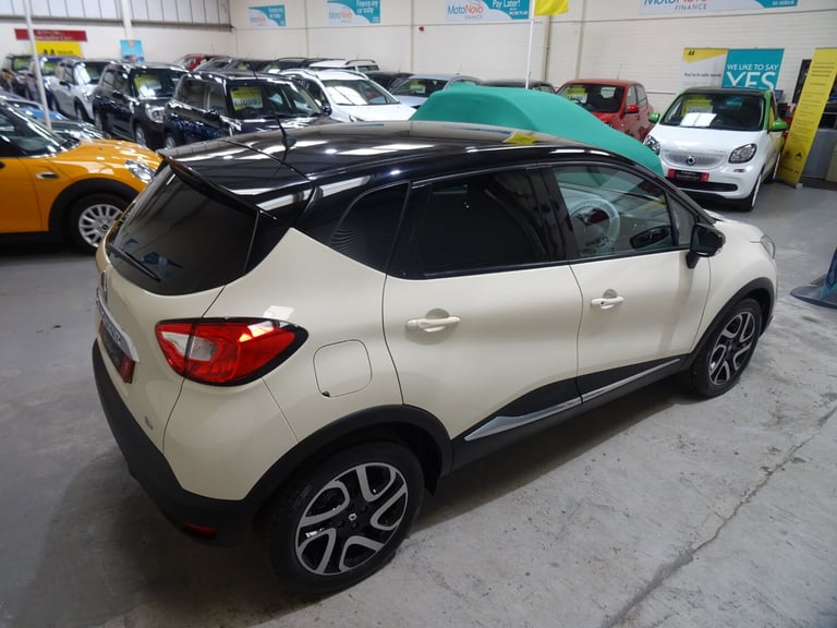 2016 Renault Captur 1.2 TCE Dynamique S Nav 5dr Automatic **LOW MILEAGE*ONLY 10000 MILES** HATCHB...