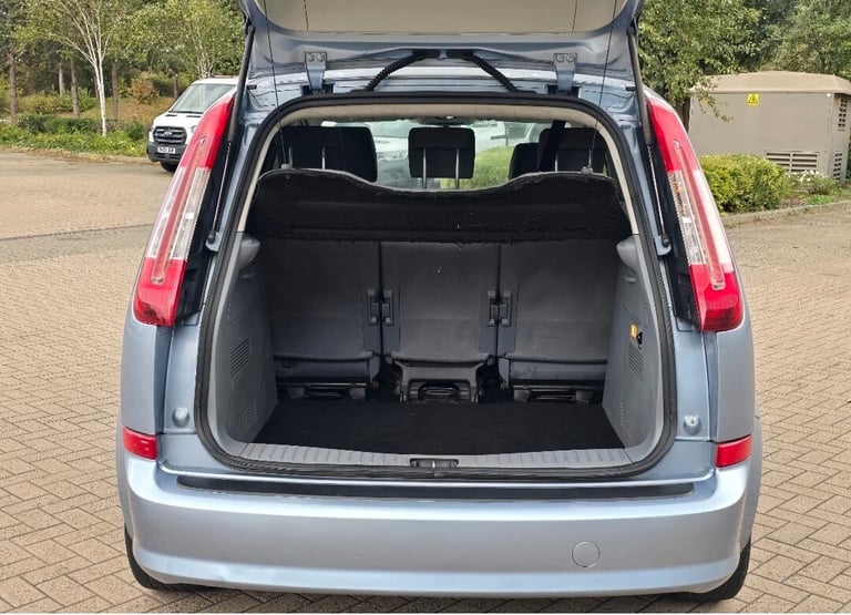 FORD C-MAX PETROL AUTOMATIC IN CLEAN CONDITION. 1 YEAR MOT. SERVICE HISTORY 