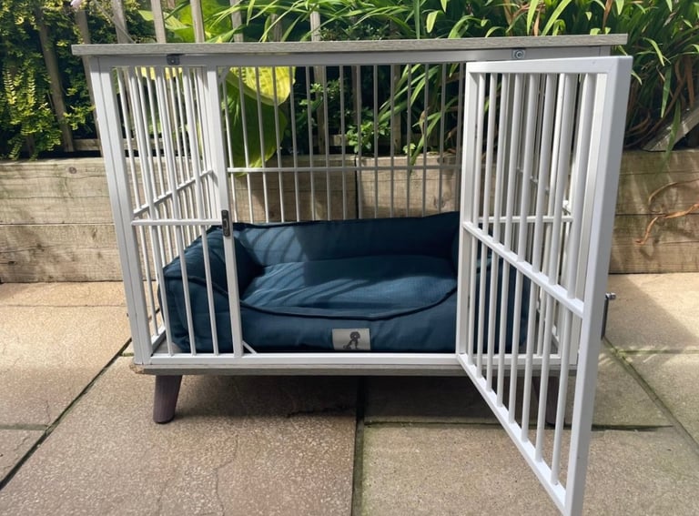 Dog crate
