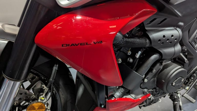 2025 Ducati Diavel V4 1158 Ducati Quick Shift Euro 5