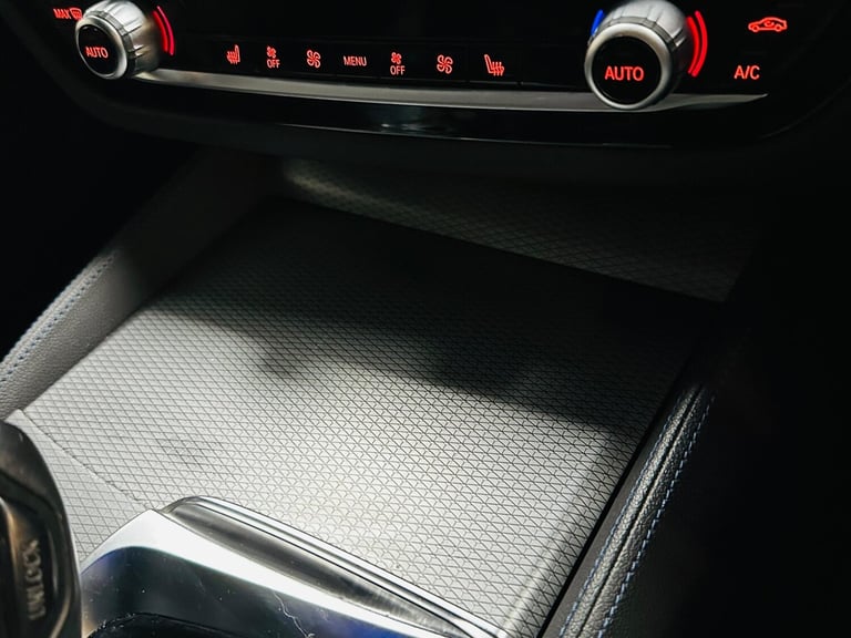2019 BMW 5 Series 2.0 530e 9.2kWh M Sport Auto Euro 6 (s/s) 4dr SALOON Petrol/Electric Hybrid Aut...