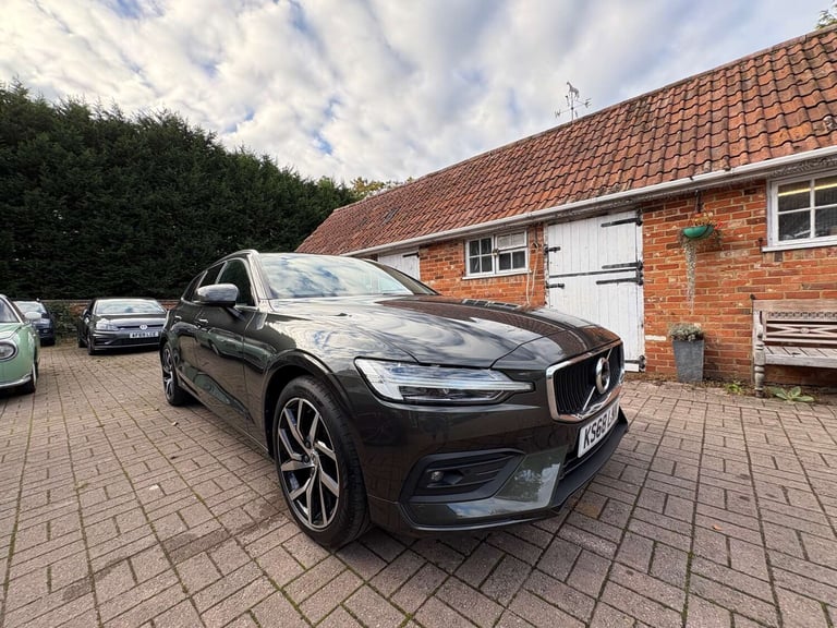 2018 Volvo V60 2.0 V60 Momentum Pro D3 Auto 5dr Estate Diesel Automatic