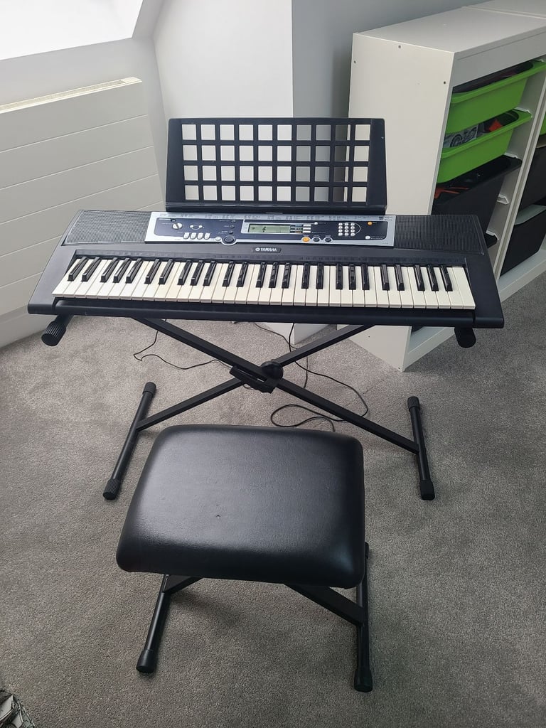 Yamaha Keyboard