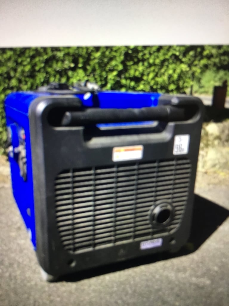 HYUNDAI 4500SEI 4.5 KVA 240V Petrol portable inverter generator 