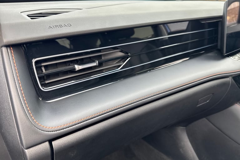 2025 MG MG HS 106287 Hatchback Petrol Automatic