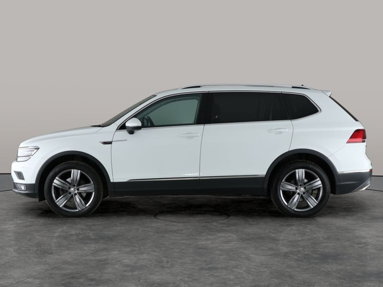 2018 Volkswagen Tiguan Allspace 2.0 TDI SEL SUV 5dr Diesel DSG 4Motion Euro 6 (s/s) (150 ps) - CA...
