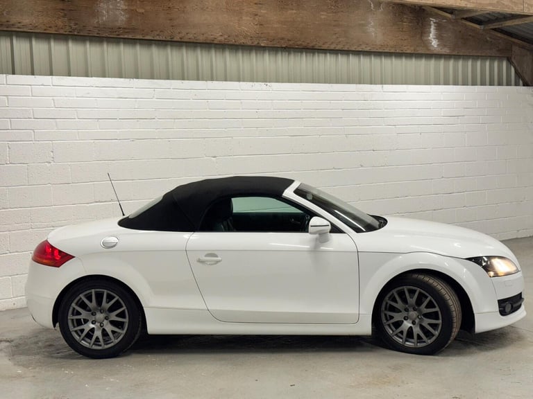 AUDI TT 1.8 TFSI White Manual Petrol 2010