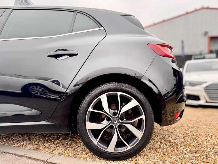 2016 Renault Megane 1.5 dCi Dynamique S Nav 5dr HATCHBACK Diesel Manual