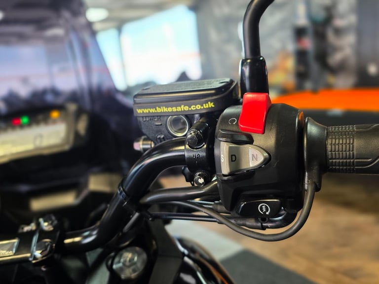 2015 HONDA NC 750 XD-E DCT HONDA LUGGAGE 8,900 MILE'S 