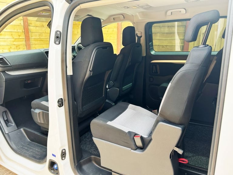 2022 Citroen Space Tourer LWB 4 Seat Twin Wheelchair Accessible Disabled Access Vehicle WAV MPV D...