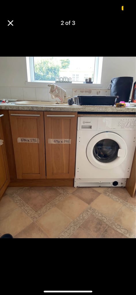 Kitchen wall units and doors