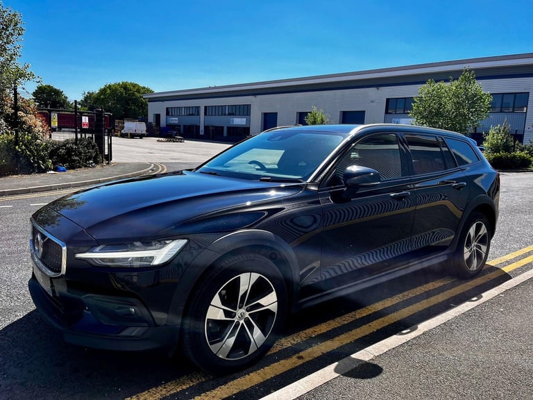 2021 Volvo V60 Cross Country 2.0 B4 MHEV Auto AWD Euro 6 (s/s) 5dr ESTATE Diesel/Electric Hybrid ...