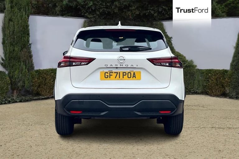 2022 Nissan Qashqai 1.3 DiG-T MH 158 Acenta Premium 5dr Xtronic HATCHBACK PETROL Automatic
