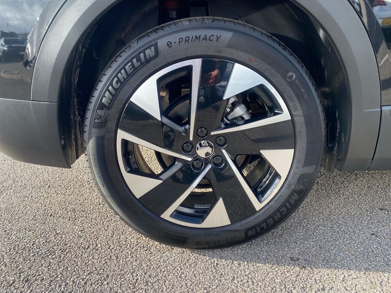 2025 Vauxhall Grandland Grandland 1.2 Hybrid [136] GS 5Dr E-dct6 Hatchback Hatchback Petrol Autom...