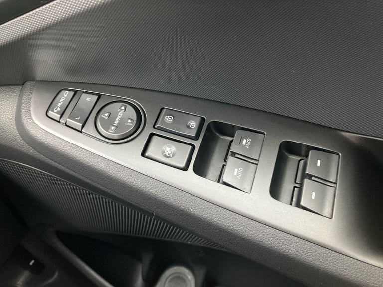 2022 Hyundai IONIQ 1.6 GDi Hybrid Premium 5dr DCT Hatchback PETROL/ELECTRIC Automatic