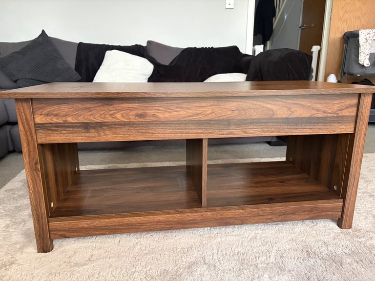 Coffee table with storage 