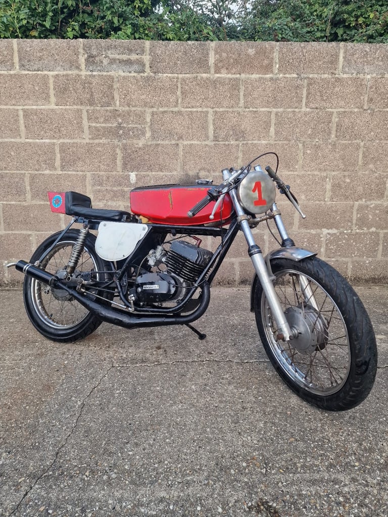 Moto Guzzi benelli Turismo 125 cafe racer 