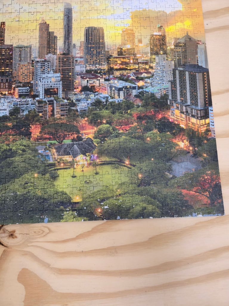 Completed hangable puzzle wallpapers