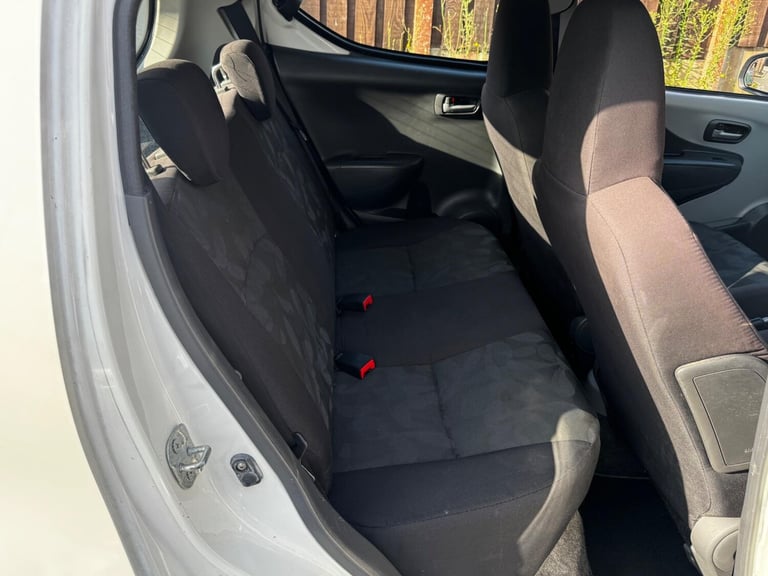 2011 Suzuki Alto 1.0 12V SZ3 Euro 5 5dr HATCHBACK Petrol Manual - Image 17