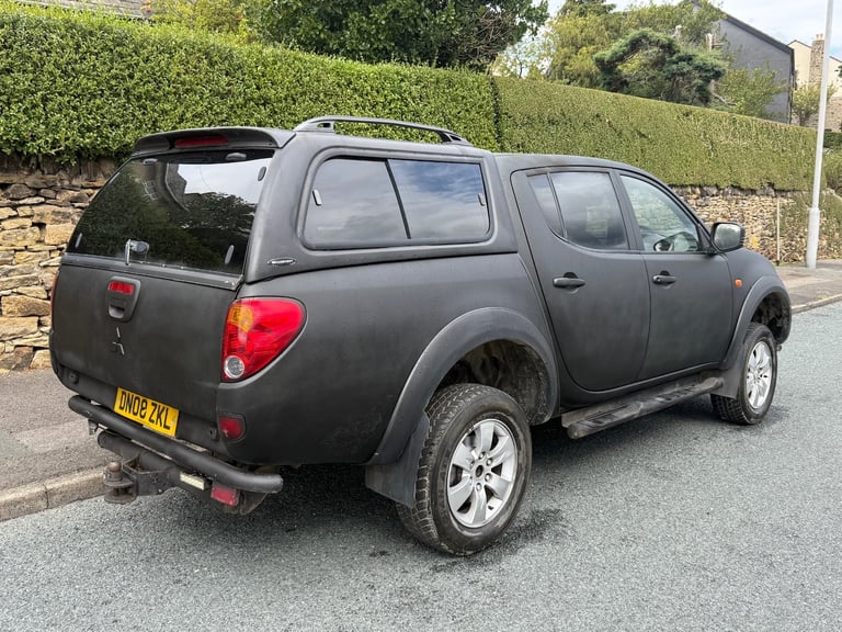 2008 MITSUBISHI L200 4-WORK D/C DOUBLE CAB MANUAL DIESEL 4X4 GREEN