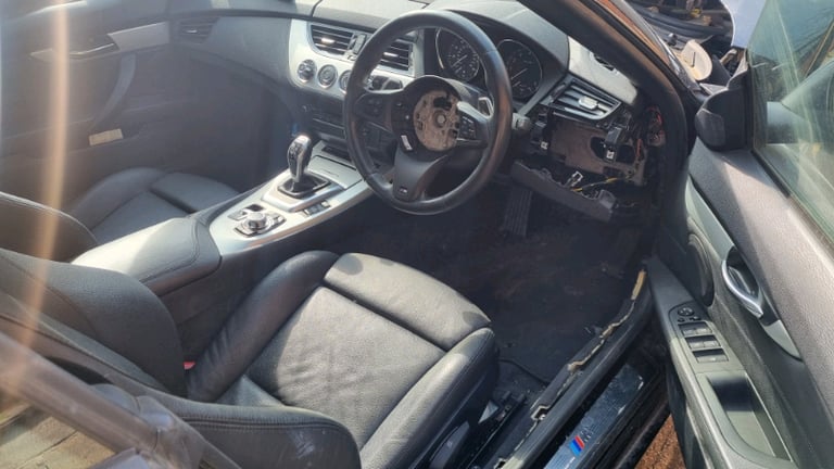 Bmw e89 z4 2.0i m sport breaking 475 sapphire black done 15,000 miles