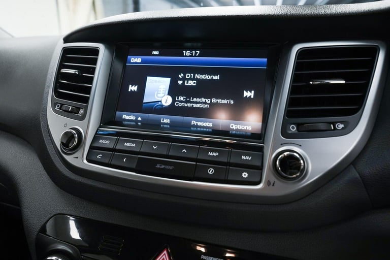  Hyundai TUCSON 1.7 CRDi Blue Drive SE Nav Euro 6 (s/s) 5dr Diesel Manual